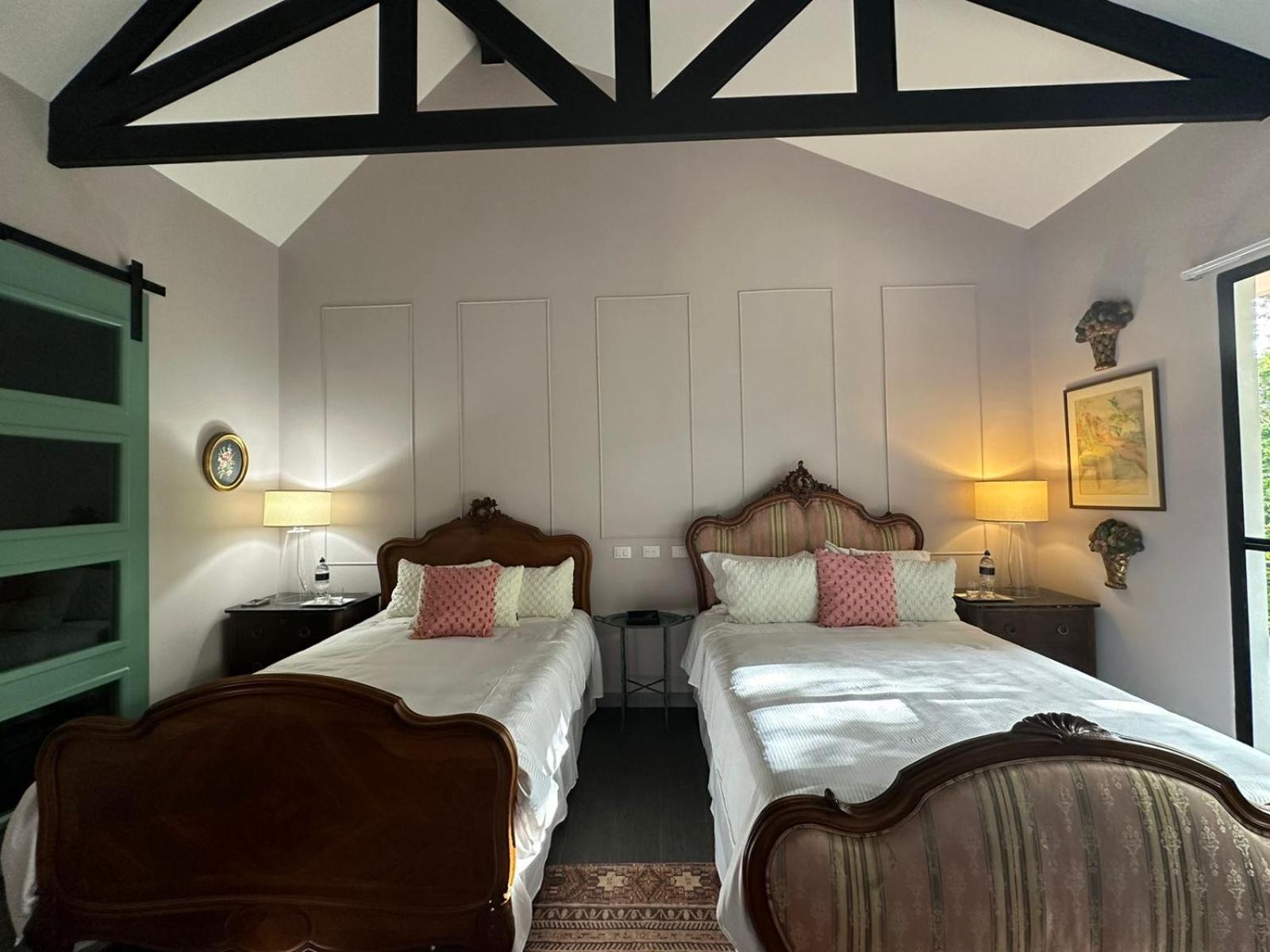 Boutique Hotel La Casona バジェ・デ・アンヘレス エクステリア 写真